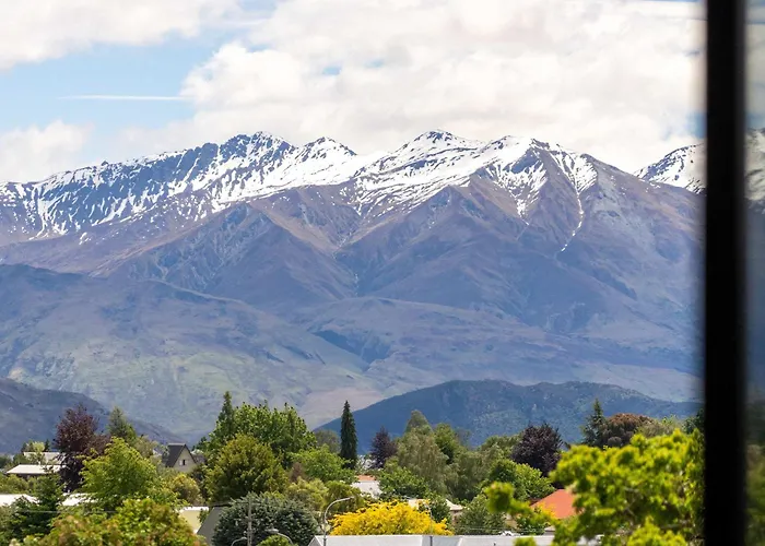 Magical And Mountain Views Wanaka