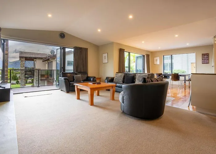 Magical And Mountain Views * Wanaka